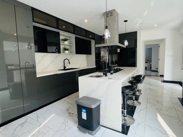 CASA AMERICANA DE ESTRENO SIN ALCABALA!
