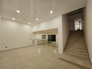 CASA EN VENTA MÉRIDA, DZITYÁ 4 RECÁMARAS