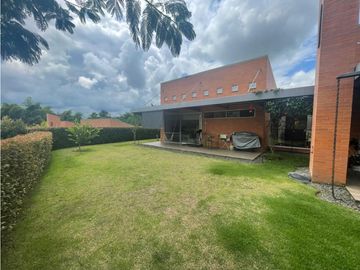 VENTA FANTSTICA CASA EN PUEBLITO CAFETERO, PEREIRA