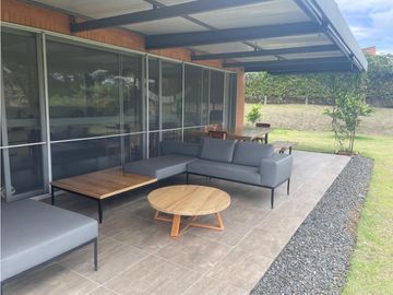 VENTA FANTSTICA CASA EN PUEBLITO CAFETERO, PEREIRA