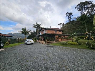 FINCA EN VENTA EL RETIRO ANTIOQUIA, SECTOR LA MARIA