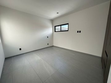 Espectacular Casa en Venta en Grand Juriquilla, 4 Recámaras, 4.5 Baños, de Autor