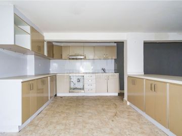 Venta de Casa, Condominio Altos de Sta. Maria