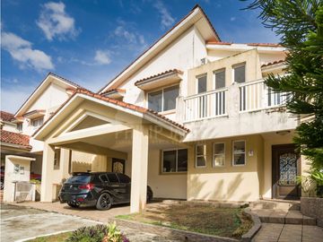 Venta de Casa, Brisas del Golf. Brisas Heights