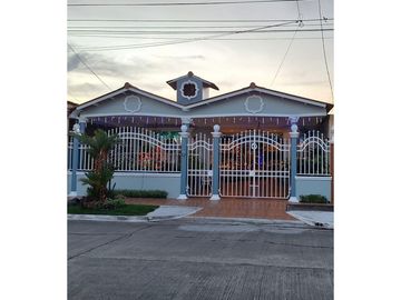 VENDO HERMOSA REMODELADA CASA URB. CAMINO REAL  SAN ANTONIO