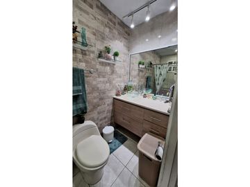 VENDO HERMOSA REMODELADA CASA URB. CAMINO REAL  SAN ANTONIO