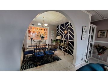 VENDO HERMOSA REMODELADA CASA URB. CAMINO REAL  SAN ANTONIO