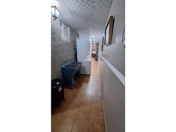 VENDO HERMOSA REMODELADA CASA URB. CAMINO REAL  SAN ANTONIO