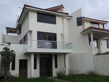 Csa en Venta, sector Chibuleo San Alfonso, Parroquia Juan Benigno Vela, Ambato, Tungurahua.