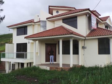 Csa en Venta, sector Chibuleo San Alfonso, Parroquia Juan Benigno Vela, Ambato, Tungurahua.