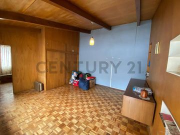 Venta Casa con Amplia Terraza Vista Panorámica en el Centro Histórico San Blas
