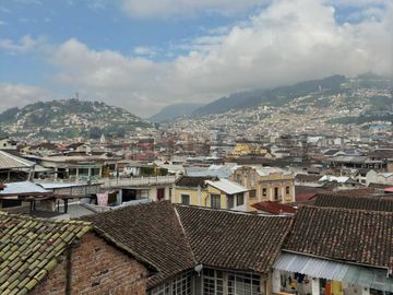 Venta Casa con Amplia Terraza Vista Panorámica en el Centro Histórico San Blas