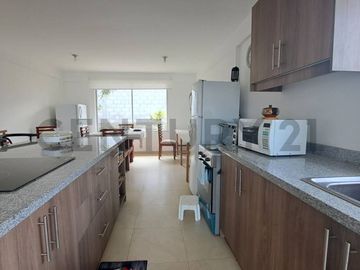 Casa con terreno 1008 m2 de Venta en Guayllabamba
