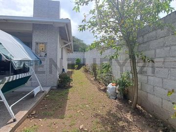 Casa con terreno 1008 m2 de Venta en Guayllabamba