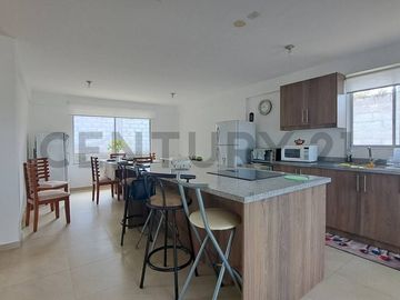 Casa con terreno 1008 m2 de Venta en Guayllabamba
