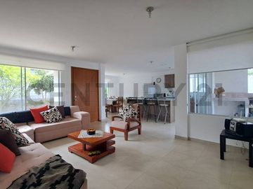 Casa con terreno 1008 m2 de Venta en Guayllabamba
