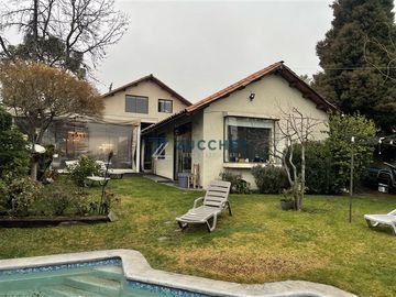 Casa en Venta en Parque Capitán Alberto Larraguibel