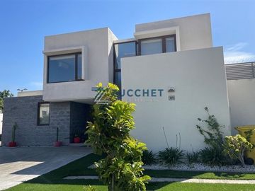 Casa en Venta en Autop. Nororiente