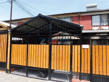 Casa en Venta en Entre Av.3 Pte. y De Lo Infante