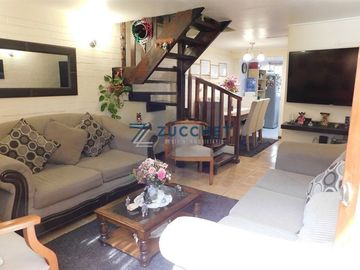Casa en Venta en Entre Av.3 Pte. y De Lo Infante