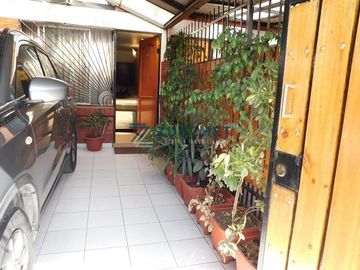 Casa en Venta en Entre Av.3 Pte. y De Lo Infante