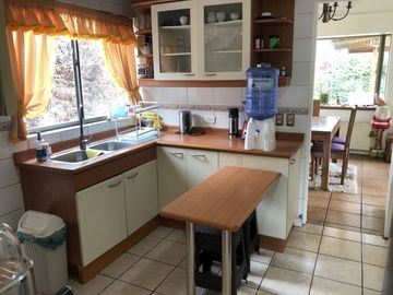 VENDE CASA 4 DORM, 3 BAÑOS EN CONDOMINIO LO HERRERA SAN BERNARDO
