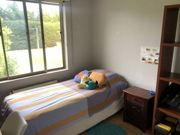 VENDE CASA 4 DORM, 3 BAÑOS EN CONDOMINIO LO HERRERA SAN BERNARDO