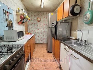 Casa en Venta en Villa Macul/ Alejandro Galaz