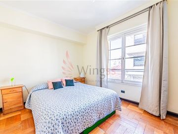 Departamento en Venta en Barrio Lastarria - Acogedor con Piso de Parquet