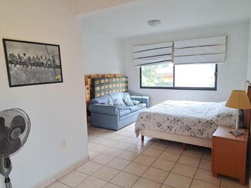 Se vende magnífica casa de 5 recámaras en Fracc. provincias del Canadá, Cuernavaca