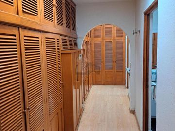 Se vende magnífica casa de 5 recámaras en Fracc. provincias del Canadá, Cuernavaca