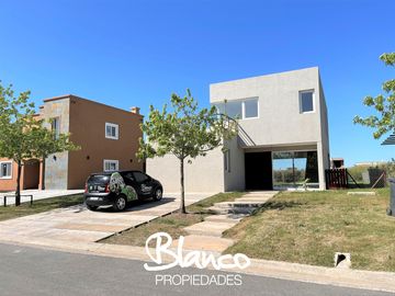 Casa en Venta en Puertos, Escobar, G.B.A. Zona Norte, Argentina