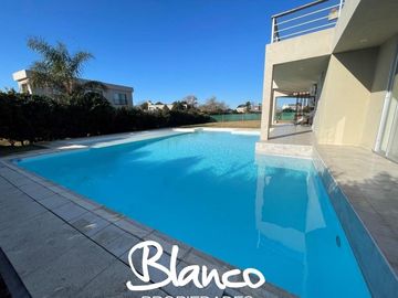 Casa en Venta en Haras Santa Maria, Escobar, G.B.A. Zona Norte, Argentina