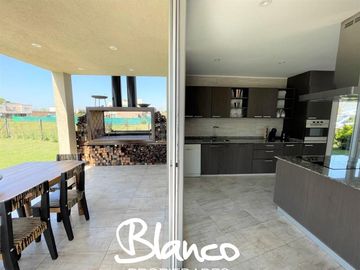 Casa en Venta en Haras Santa Maria, Escobar, G.B.A. Zona Norte, Argentina