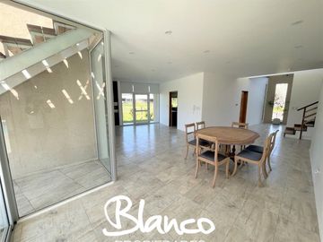 Casa en Venta en Haras Santa Maria, Escobar, G.B.A. Zona Norte, Argentina