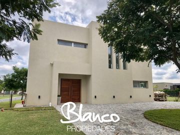 Casa en Venta en Puertos, Escobar, G.B.A. Zona Norte, Argentina