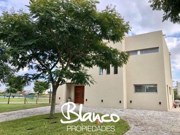 Casa en Venta en Puertos, Escobar, G.B.A. Zona Norte, Argentina