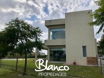 Casa en Venta en Puertos, Escobar, G.B.A. Zona Norte, Argentina