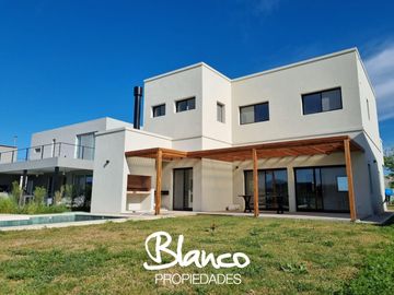 Casa en Venta en Puertos, Escobar, G.B.A. Zona Norte, Argentina