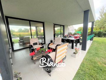 Casa en Venta en Ayres Plaza, Pilar, G.B.A. Zona Norte, Argentina