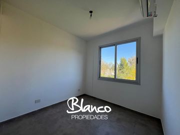 Departamento en Venta en La Esmeralda, Derqui, Pilar, G.B.A. Zona Norte, Argentina