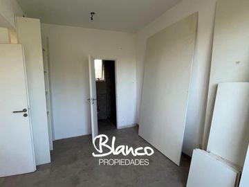 Departamento en Venta en La Esmeralda, Derqui, Pilar, G.B.A. Zona Norte, Argentina