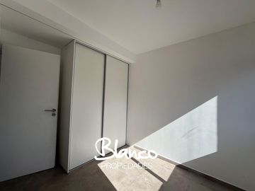 Departamento en Venta en La Esmeralda, Derqui, Pilar, G.B.A. Zona Norte, Argentina