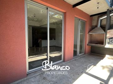 Departamento en Venta en La Esmeralda, Derqui, Pilar, G.B.A. Zona Norte, Argentina