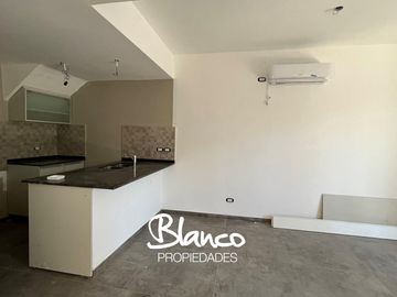 Departamento en Venta en La Esmeralda, Derqui, Pilar, G.B.A. Zona Norte, Argentina