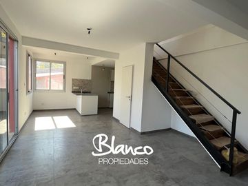Departamento en Venta en La Esmeralda, Derqui, Pilar, G.B.A. Zona Norte, Argentina