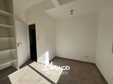 Departamento en Venta en La Esmeralda, Derqui, Pilar, G.B.A. Zona Norte, Argentina