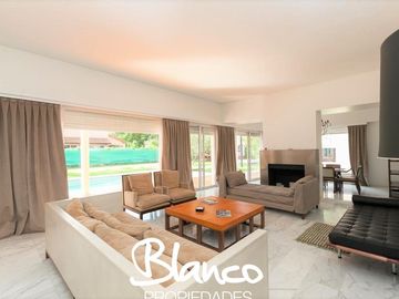 Casa en Venta en Lomas de San Isidro, San Isidro, G.B.A. Zona Norte, Argentina