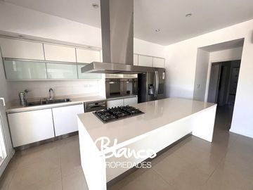 Casa en Venta en El Yacht, Nordelta, Tigre, G.B.A. Zona Norte, Argentina