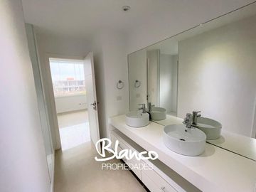 Casa en Venta en El Yacht, Nordelta, Tigre, G.B.A. Zona Norte, Argentina